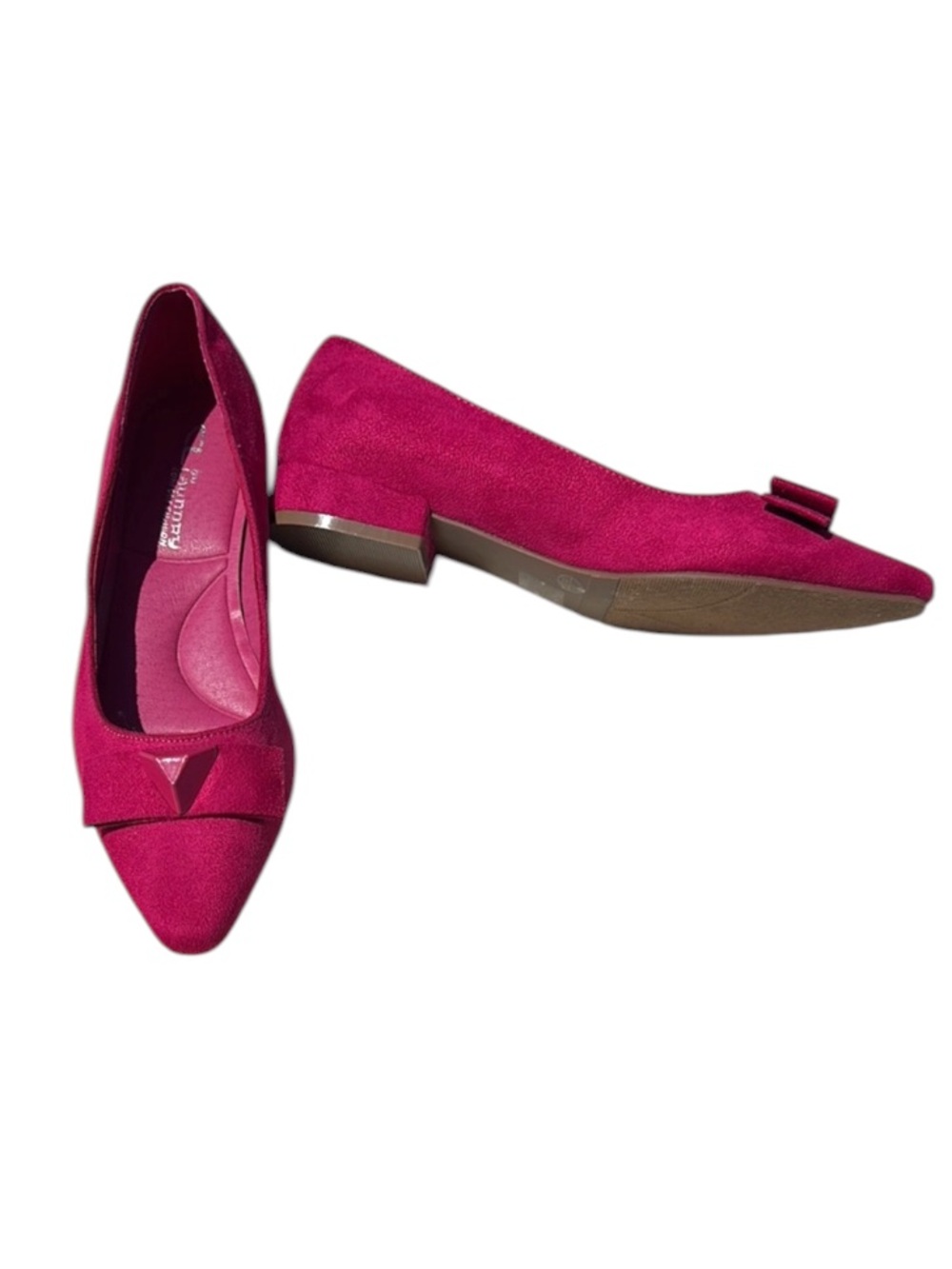 NWOT CL by Laundry hot pink suede flat with cute bow detail size 7